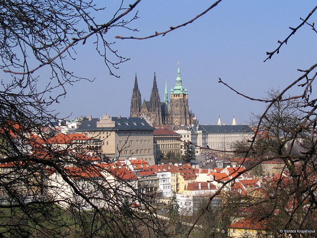 Hrad z Petřína 1a.jpg
