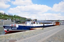 Hop on Hop off - Cruise included in the price
