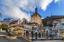 Karlovy Vary est une ville pleine de couleurs et de sources de guérison